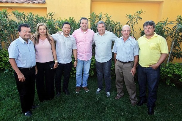 11903864_890239657708269_6025400817600342403_n