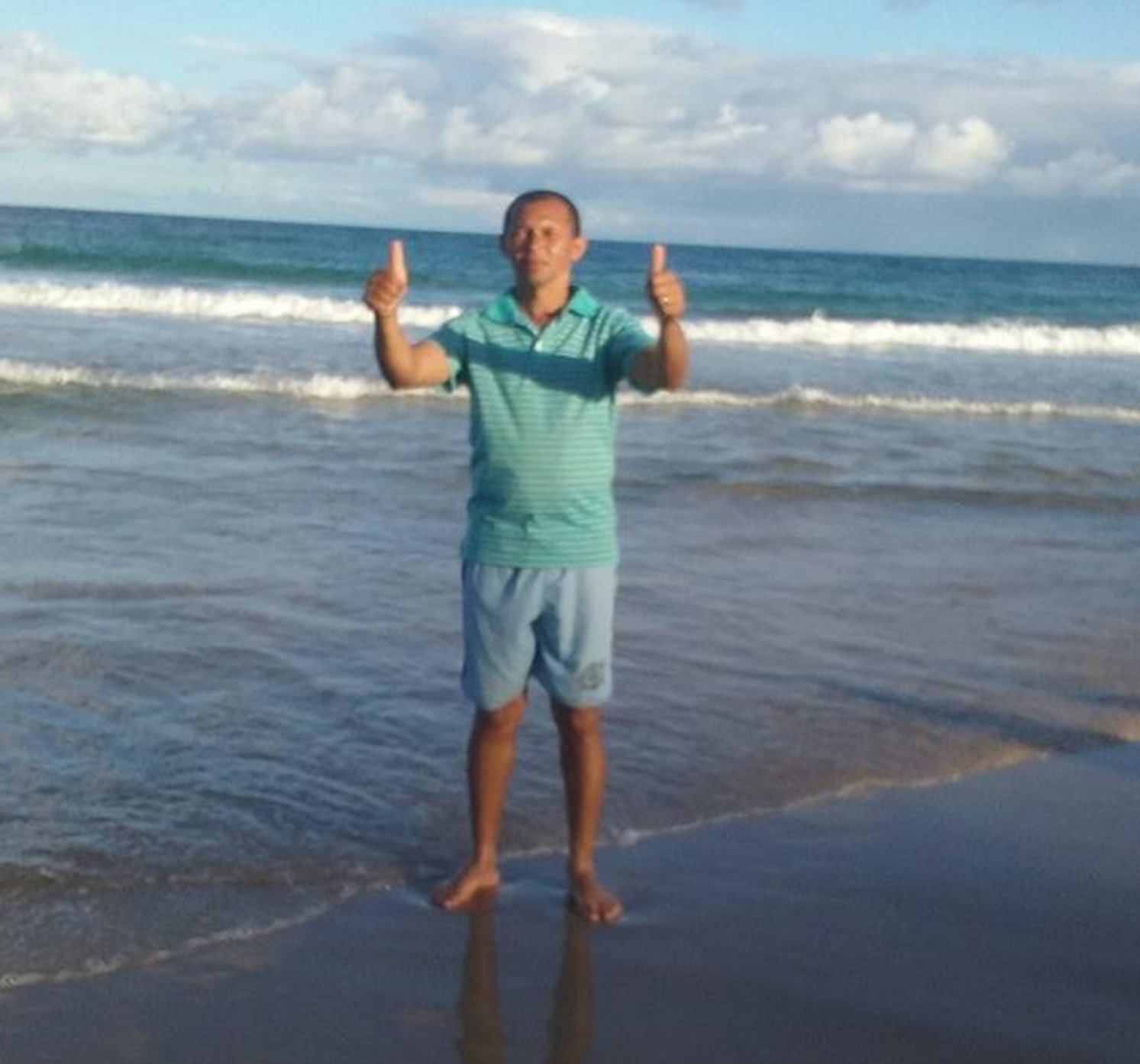 13223412_562734693897567_1129691143_o