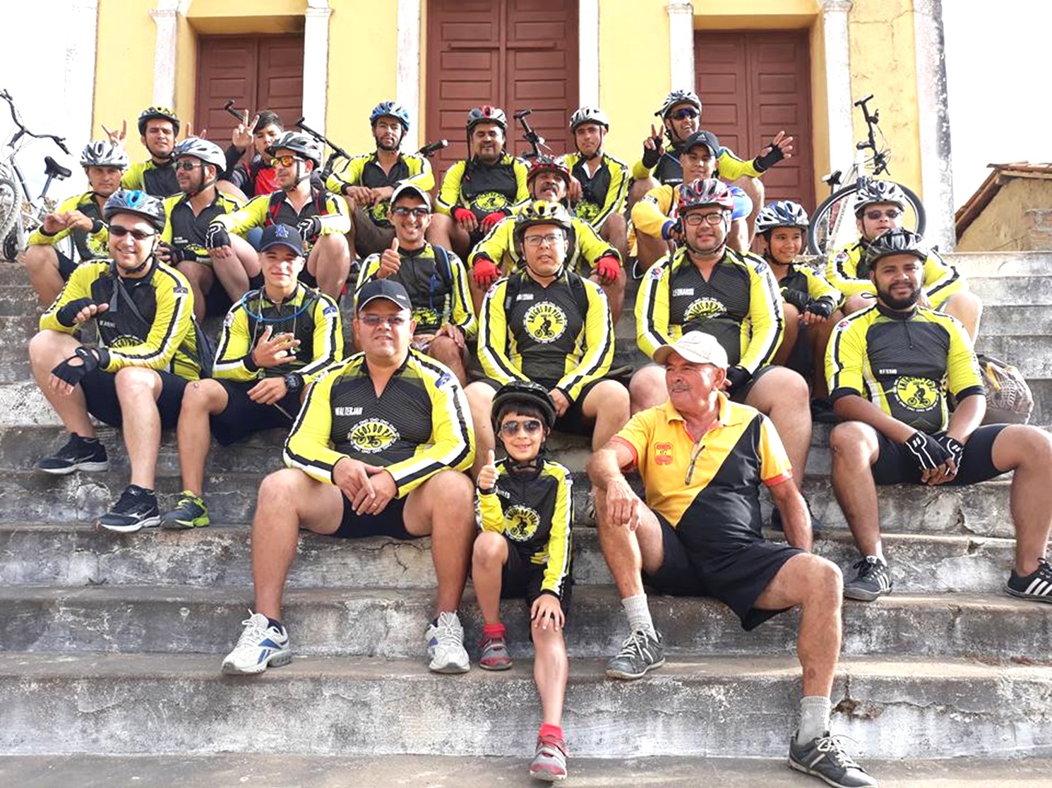 23559505_1490358001020105_7677956676788182466_n