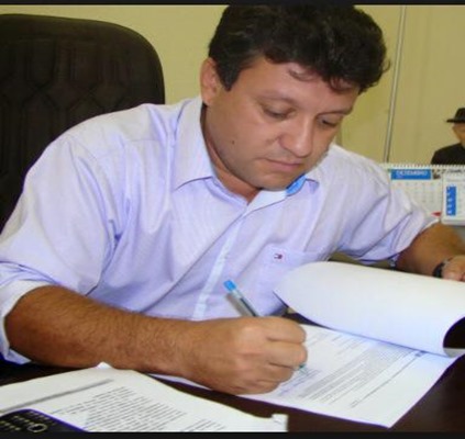 988427_742197219179181_7996203052472211726_n