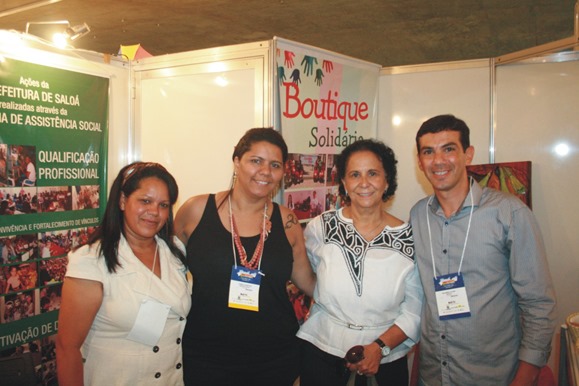 Boutique solid&aacute;ria 02 (1)